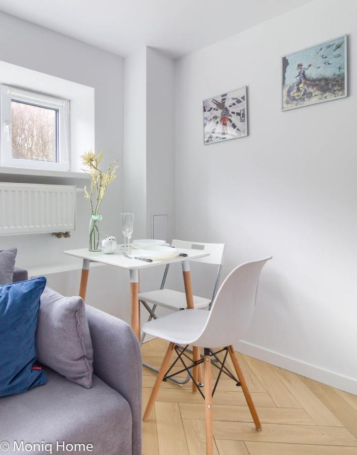 M&R Apartament Smart&Bright Batorego 16, Netflix, Free Wifi, Metro I Park Pole Mokotowskie, Stodola, Self Check-In, 5 Minut Od Centrum Warschau Exterior foto